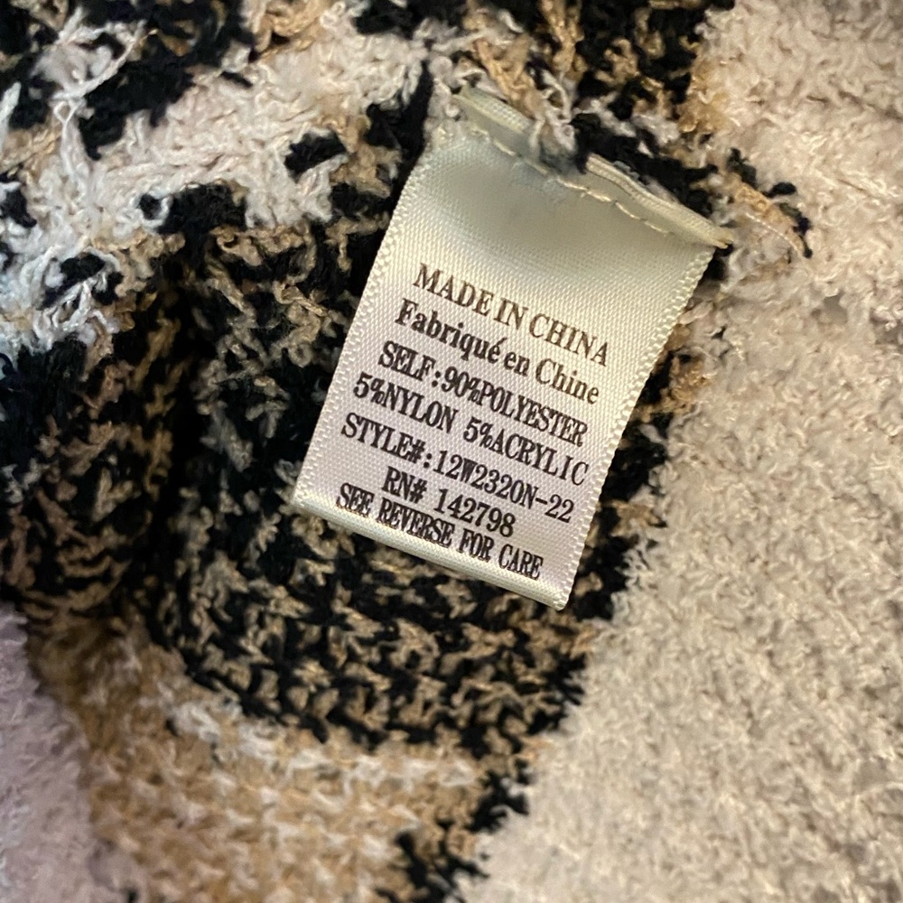 NWT Altar’d State oversized distressed leopard print sweater. Size medium - Picture 5 of 6